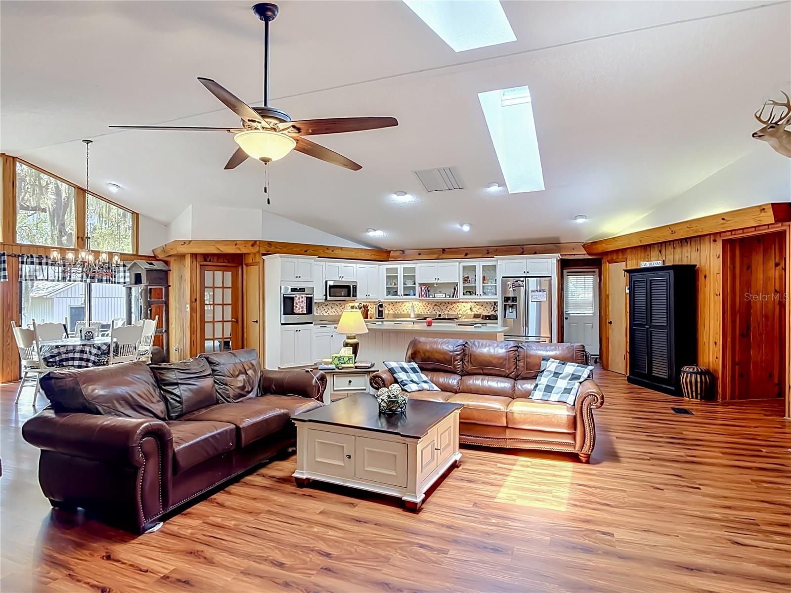 BLUE LAKE RIDGE - Residential