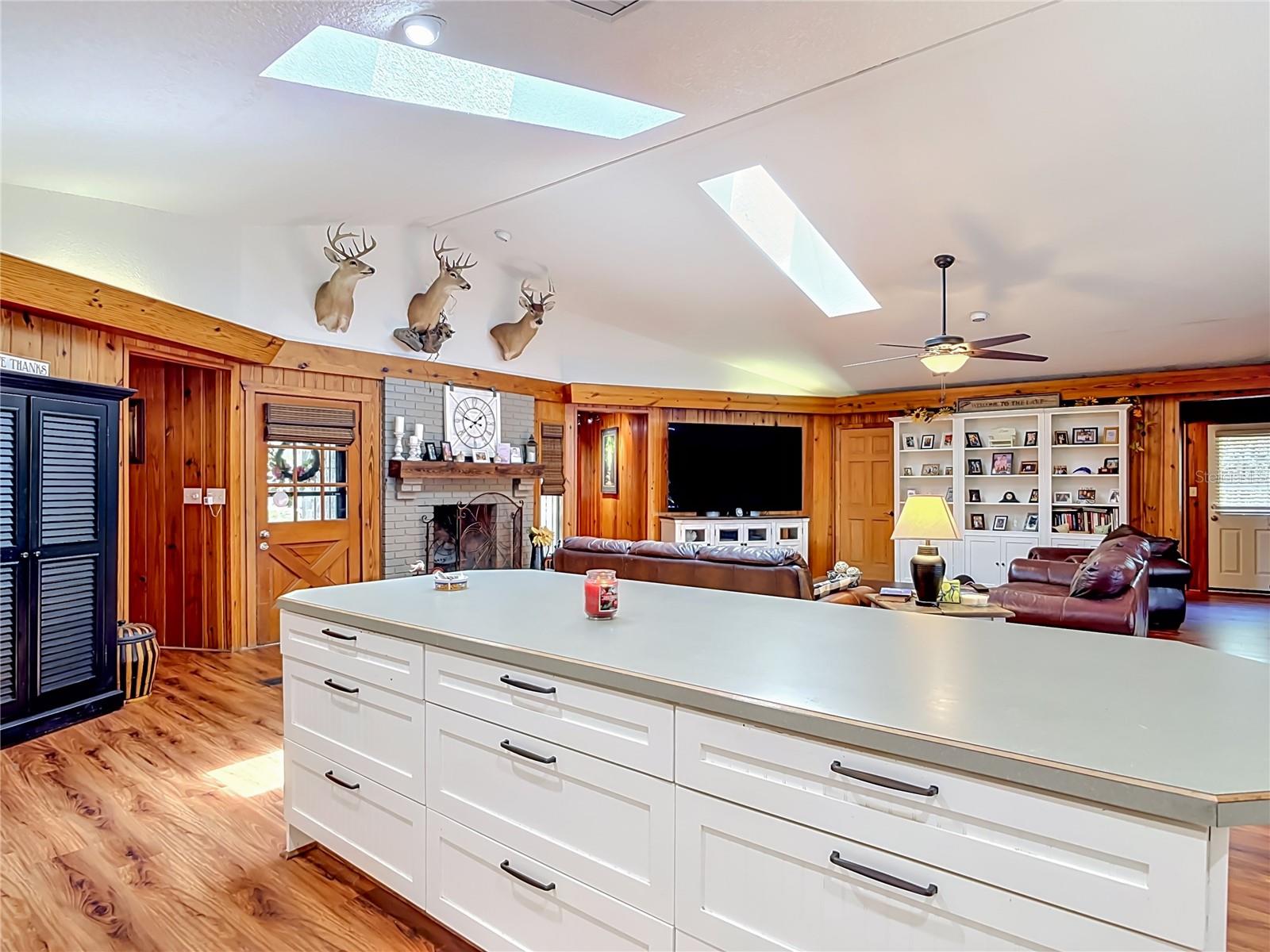 BLUE LAKE RIDGE - Residential