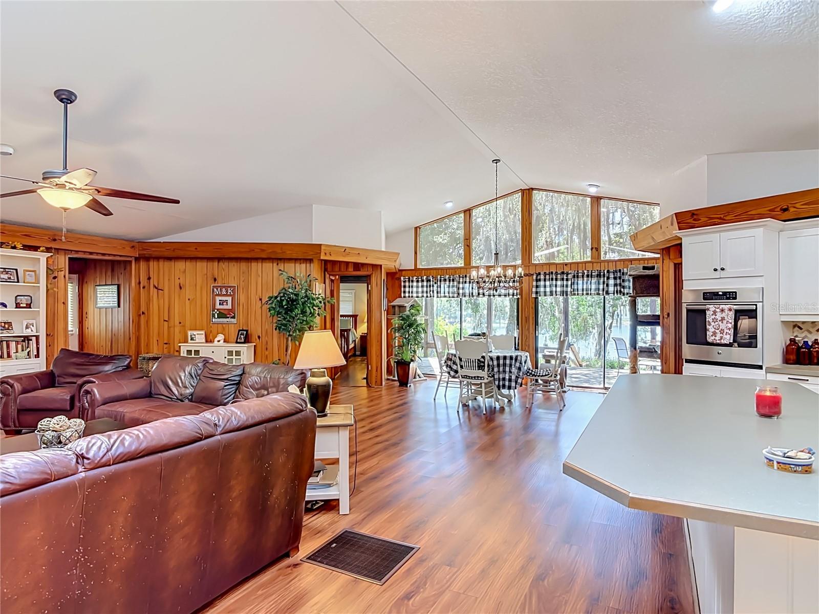 BLUE LAKE RIDGE - Residential