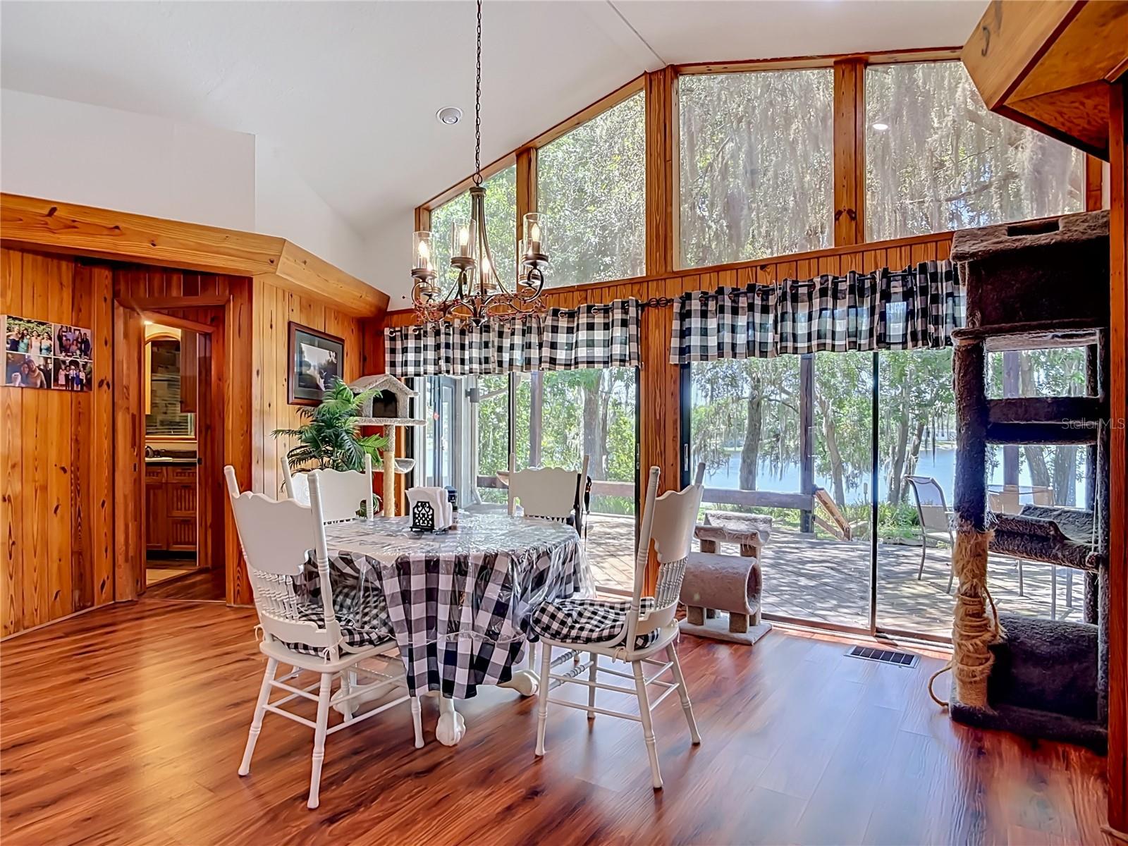 BLUE LAKE RIDGE - Residential
