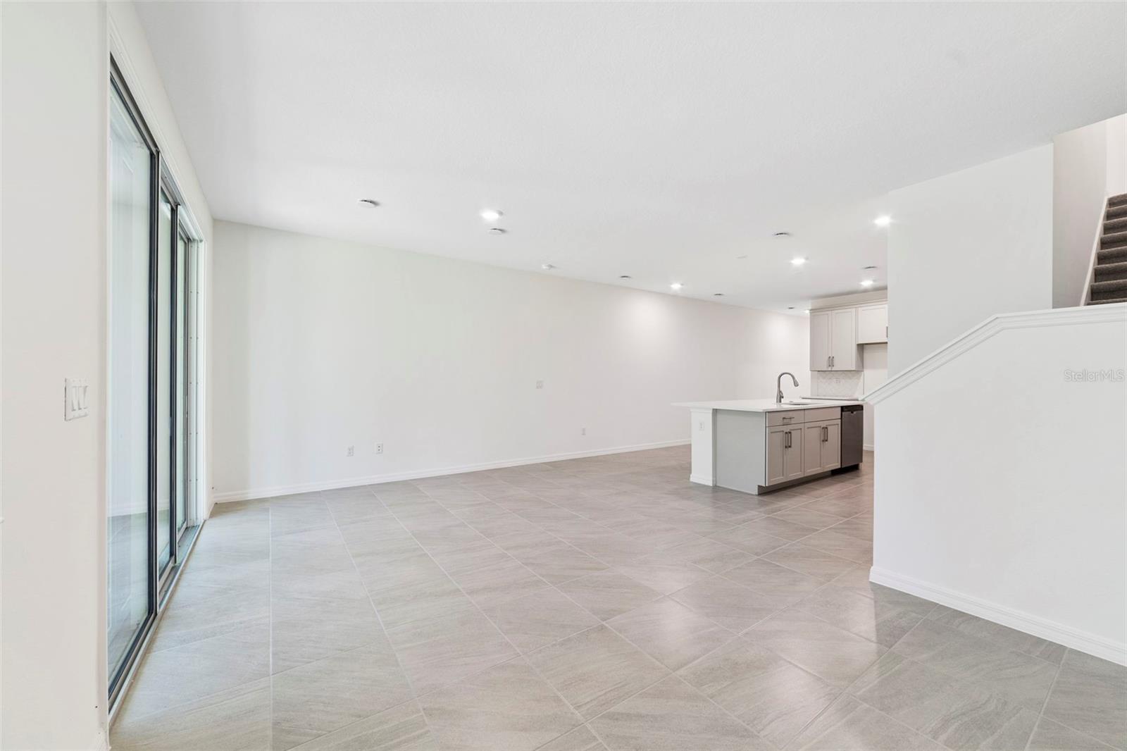 TOWNS AT GREENLEAF - Residential