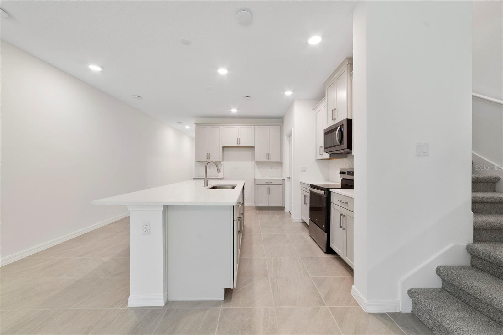TOWNS AT GREENLEAF - Residential