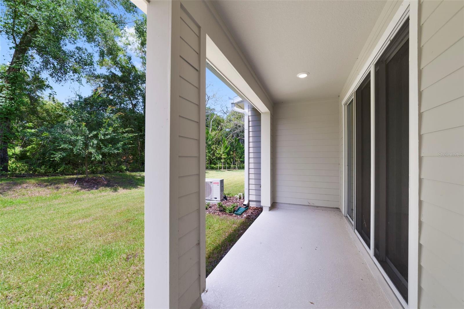 TOWNS AT GREENLEAF - Residential