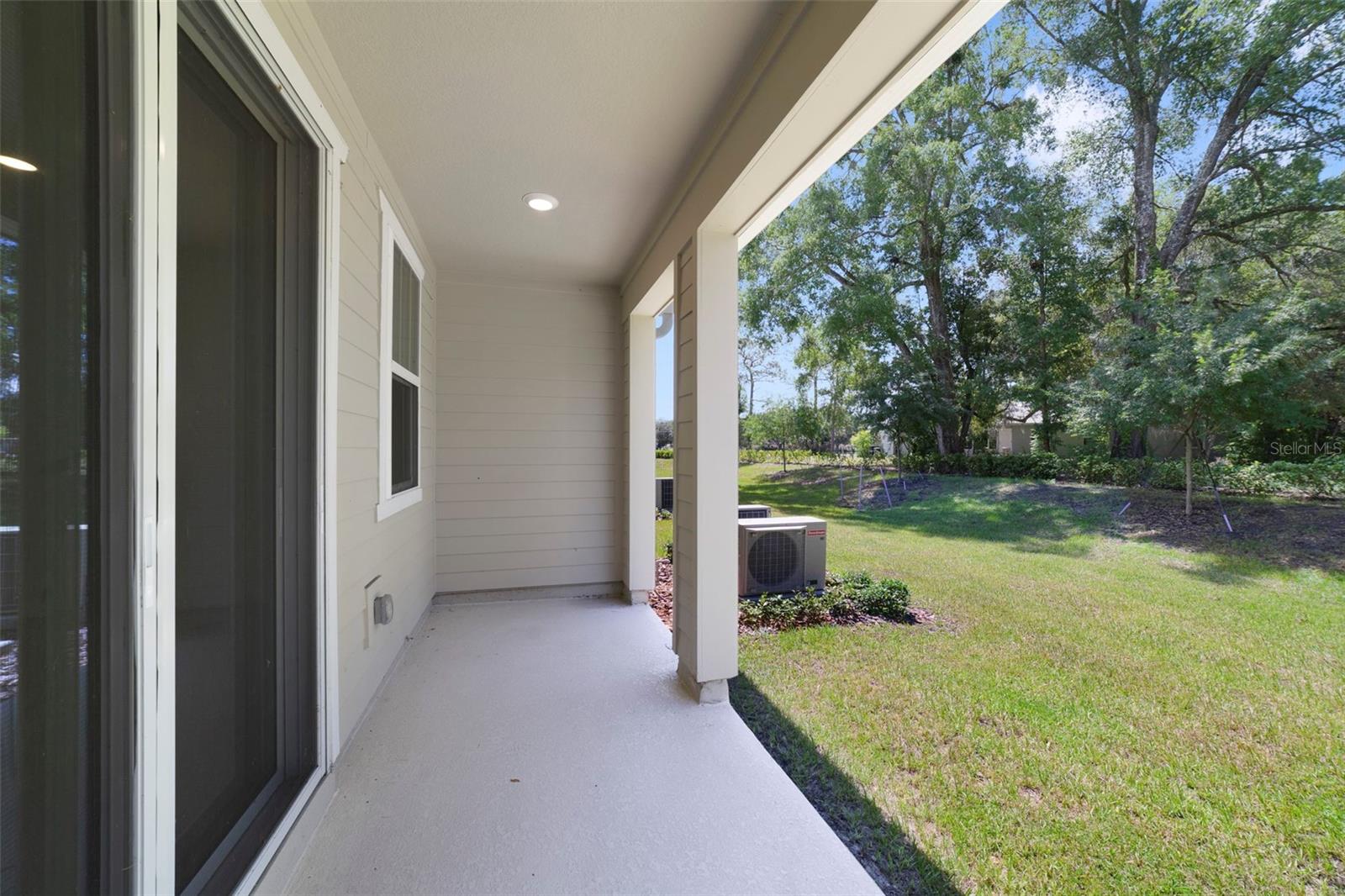 TOWNS AT GREENLEAF - Residential