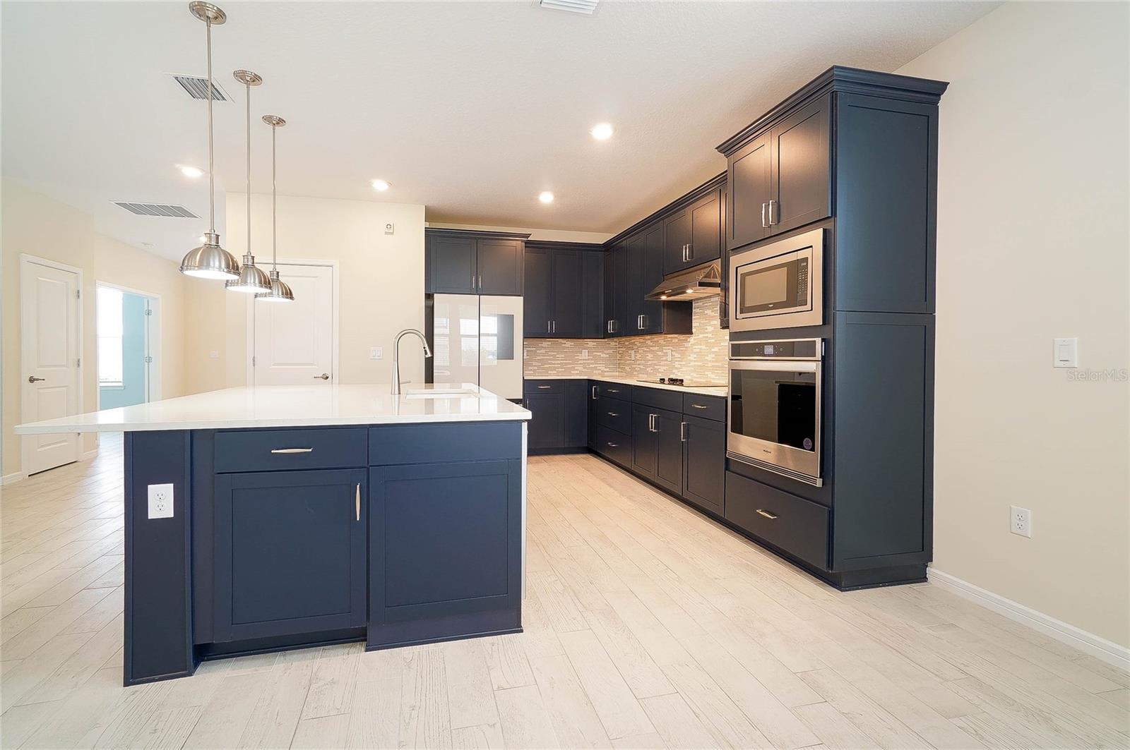 WESLYN PARK PH 2 - Residential Lease