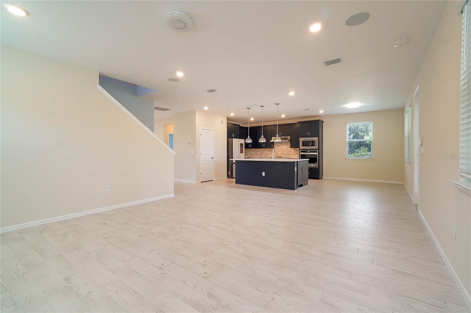 WESLYN PARK PH 2 - Residential Lease