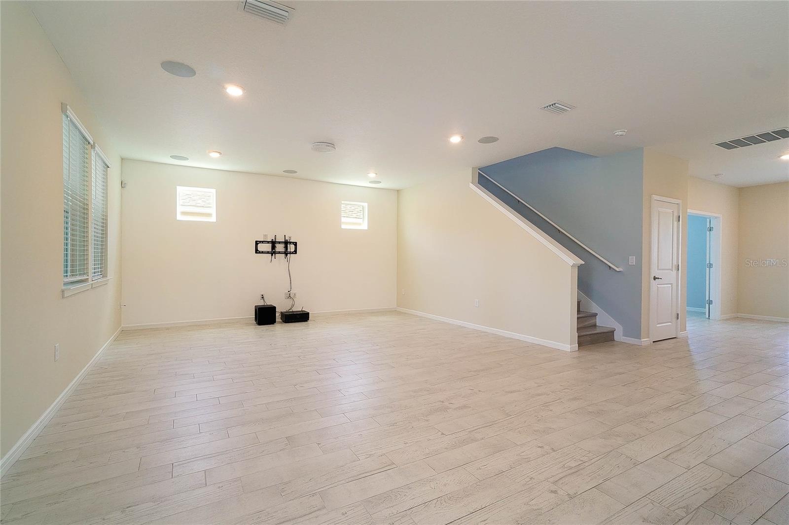 WESLYN PARK PH 2 - Residential Lease