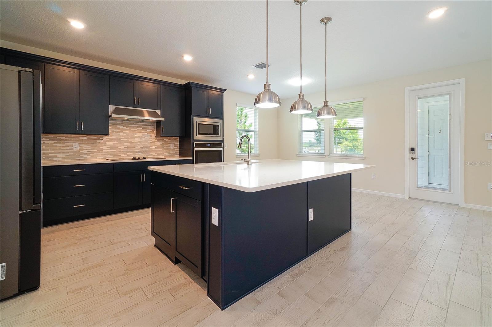 WESLYN PARK PH 2 - Residential Lease