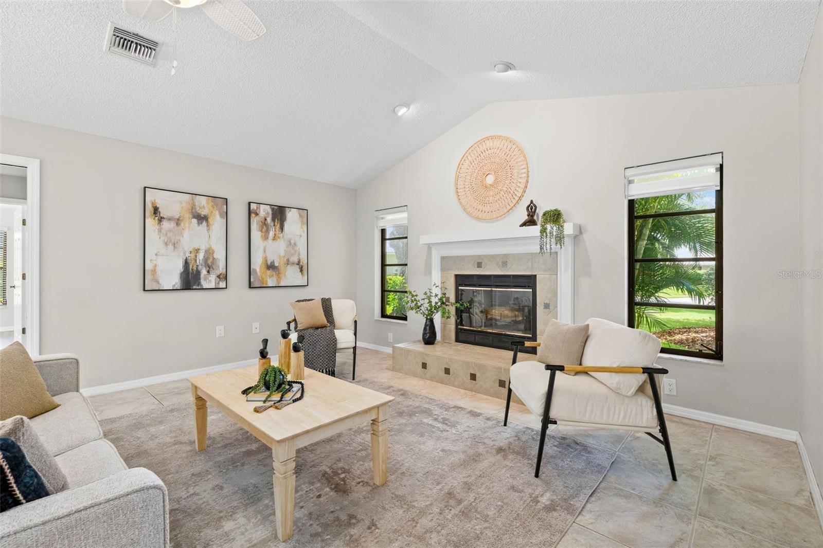 SORRENTO WOODS - Residential