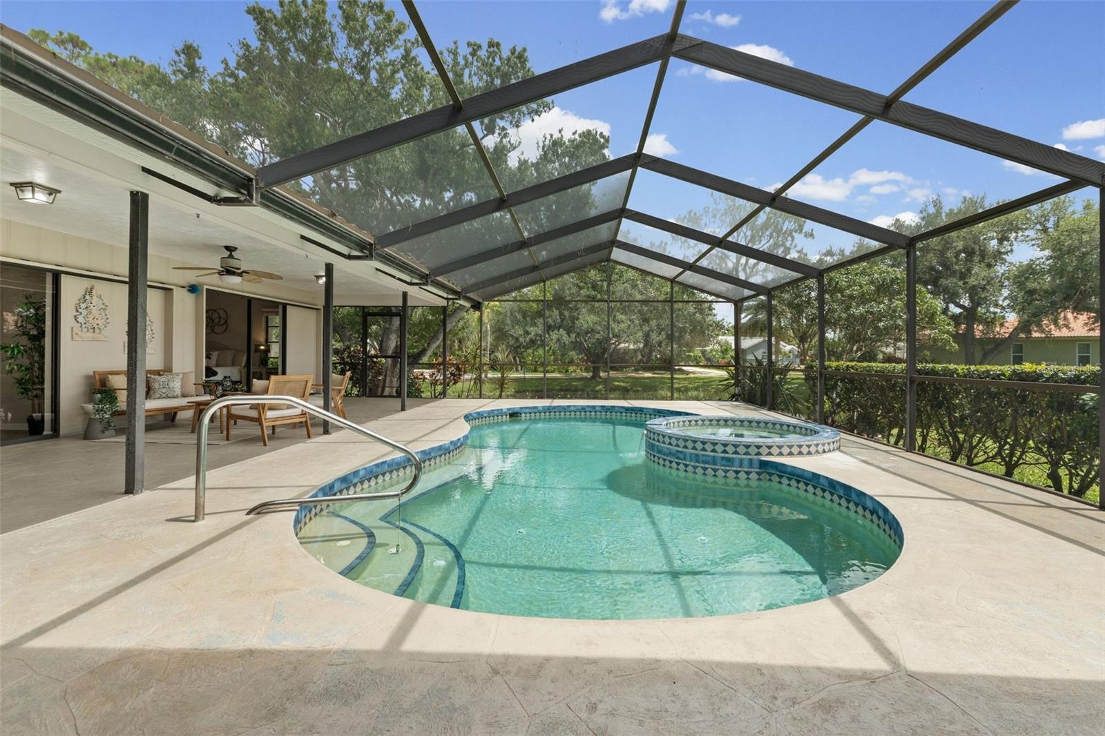 SORRENTO WOODS - Residential