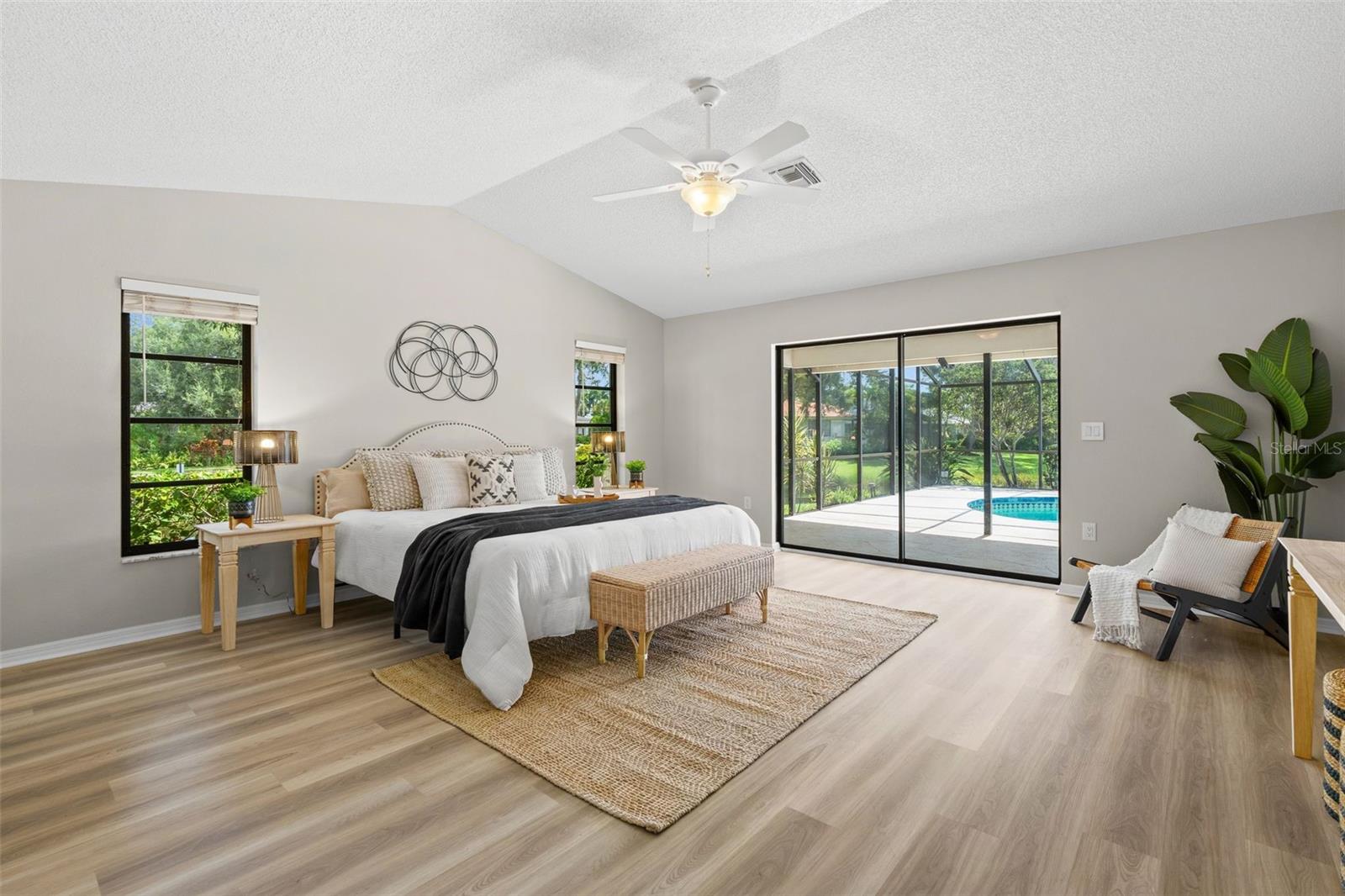 SORRENTO WOODS - Residential