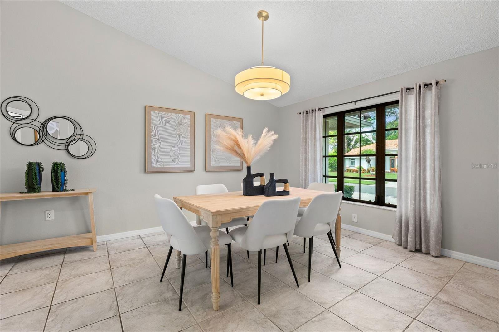 SORRENTO WOODS - Residential
