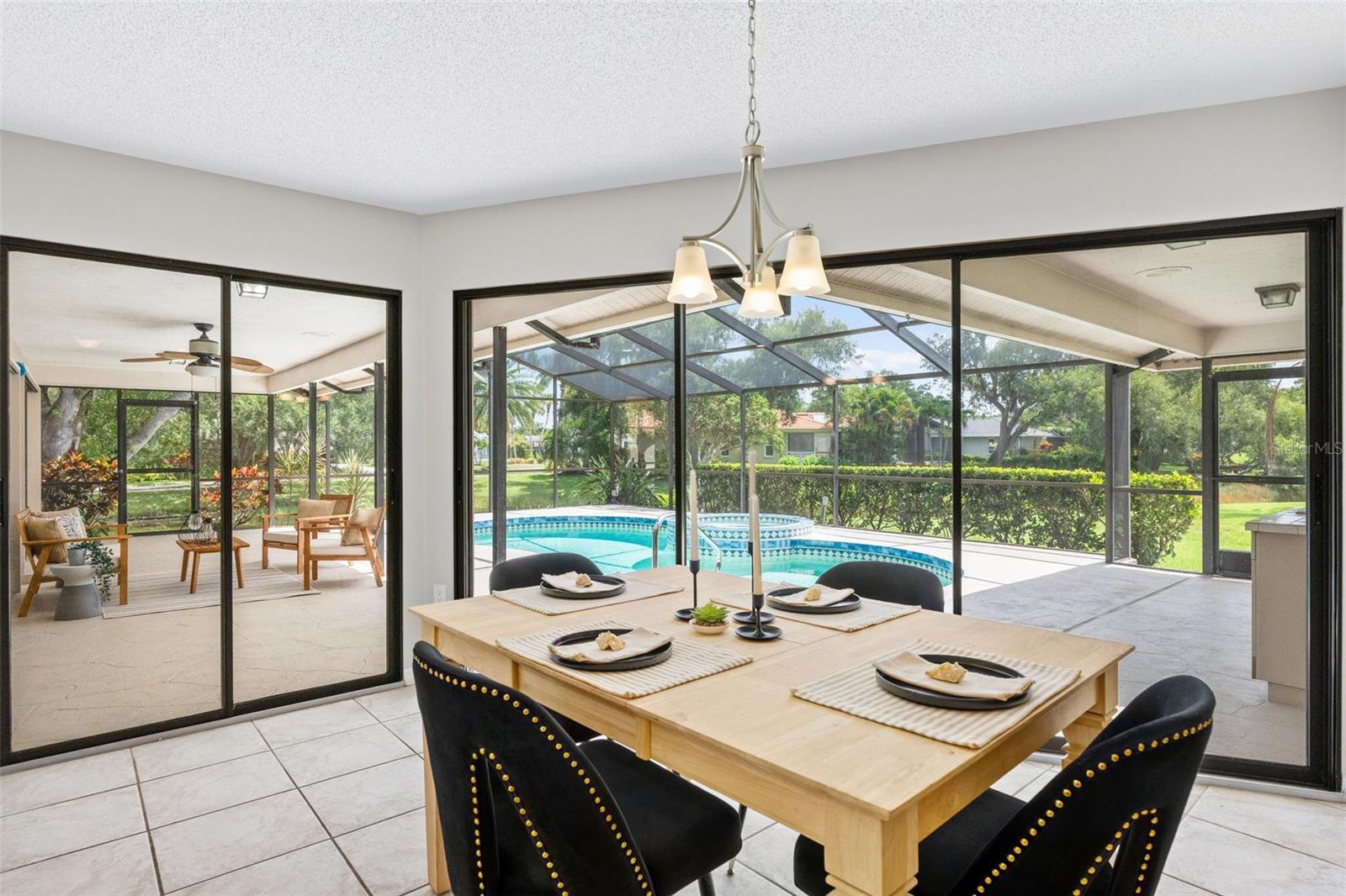 SORRENTO WOODS - Residential