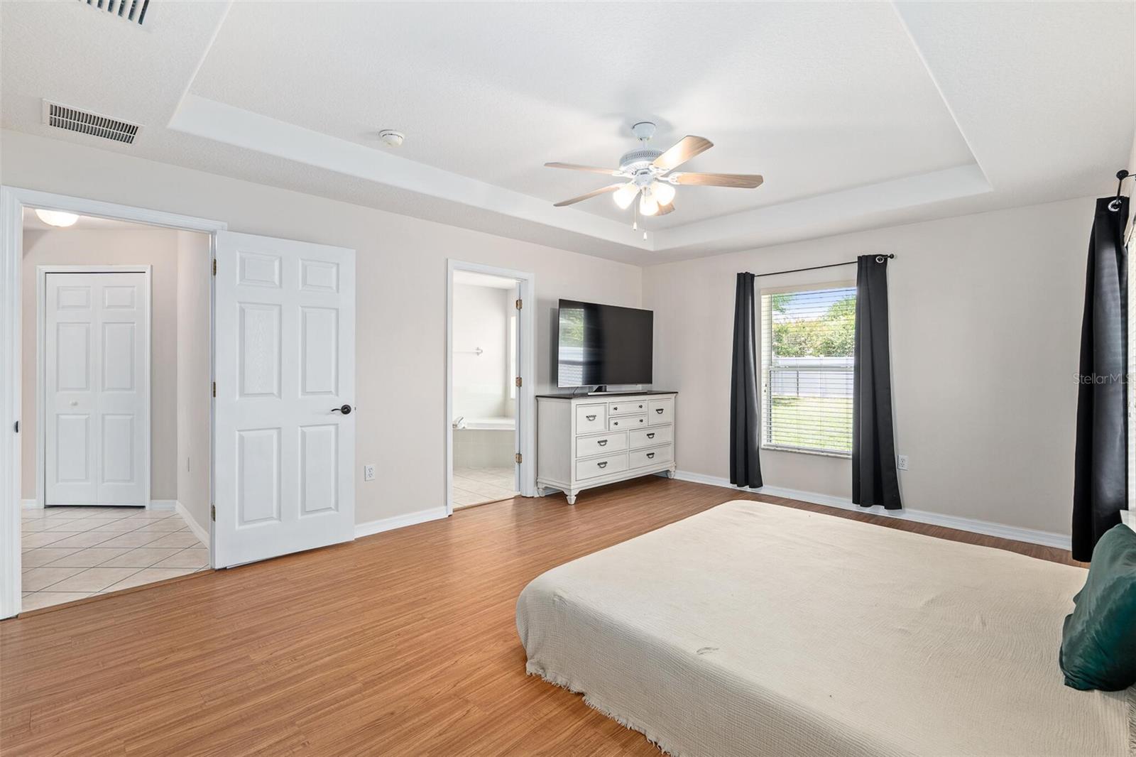 04 FAIRWAYS - Residential