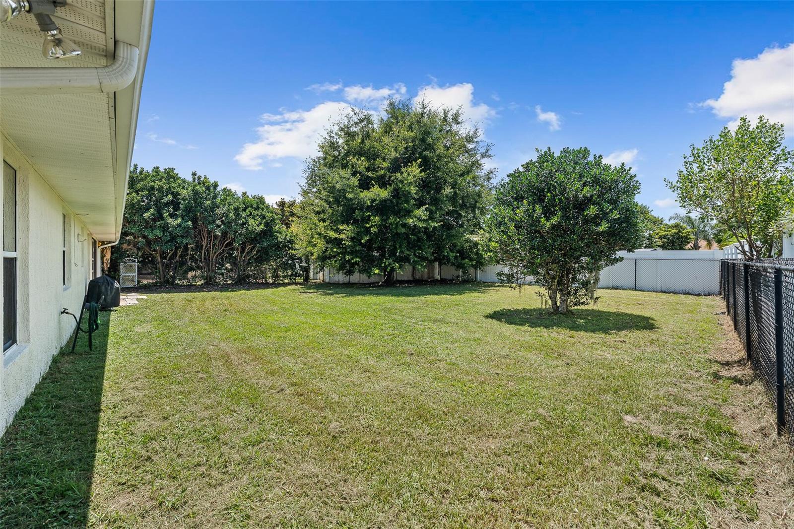 04 FAIRWAYS - Residential