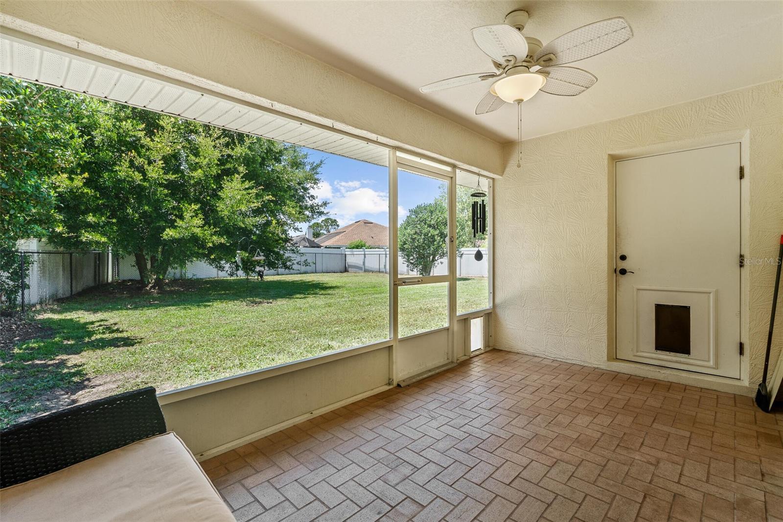 04 FAIRWAYS - Residential