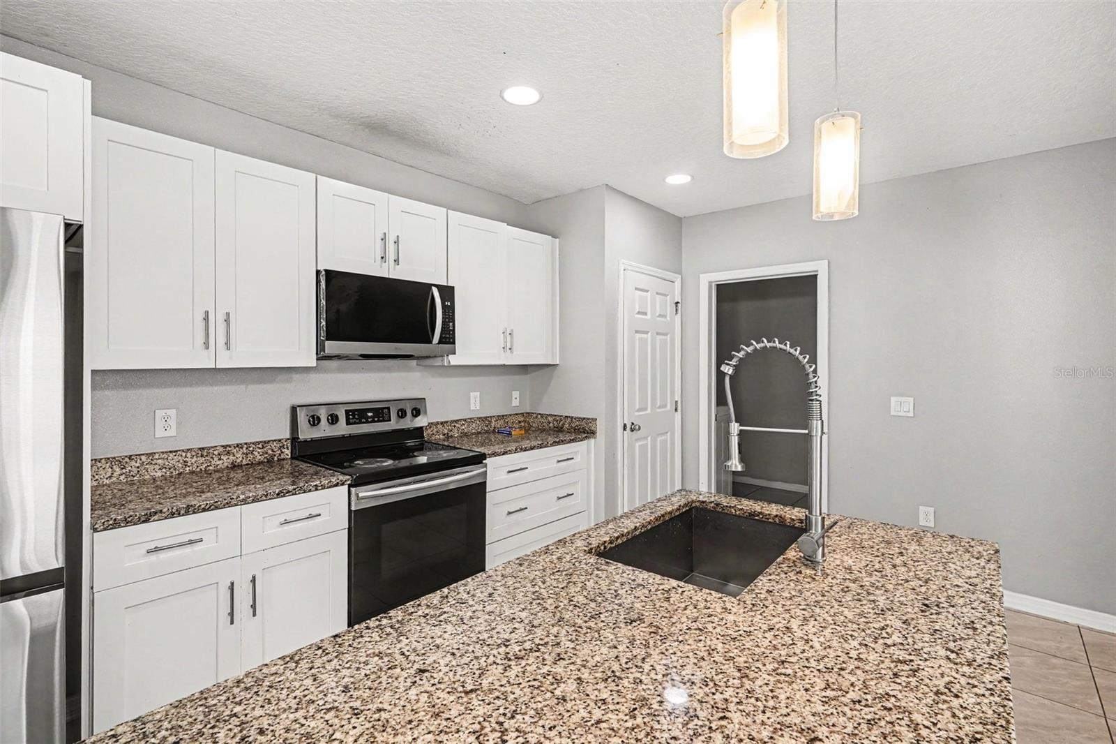 TRAFALGAR VILLAGE PH 3 - Residential