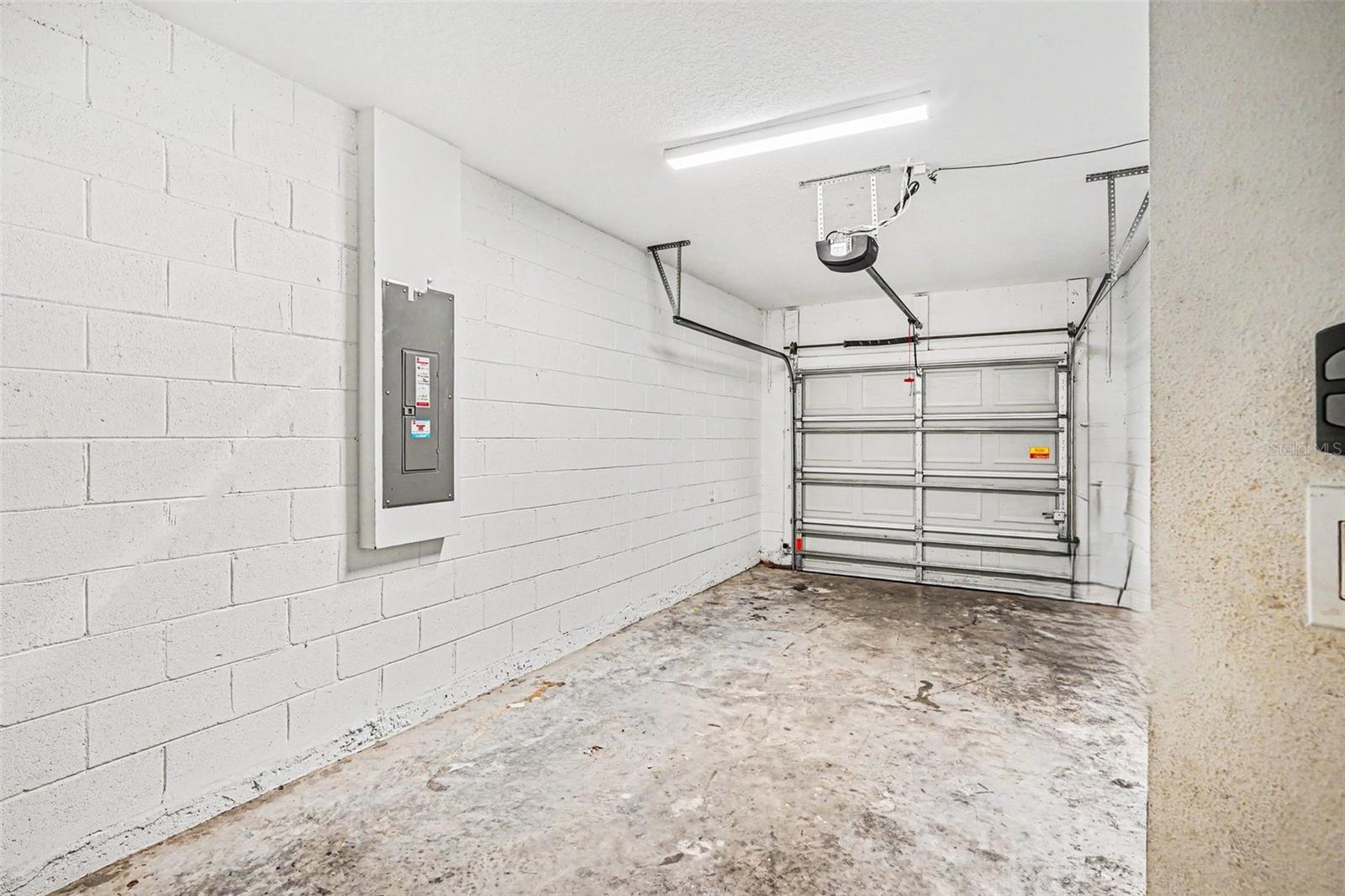TRAFALGAR VILLAGE PH 3 - Residential