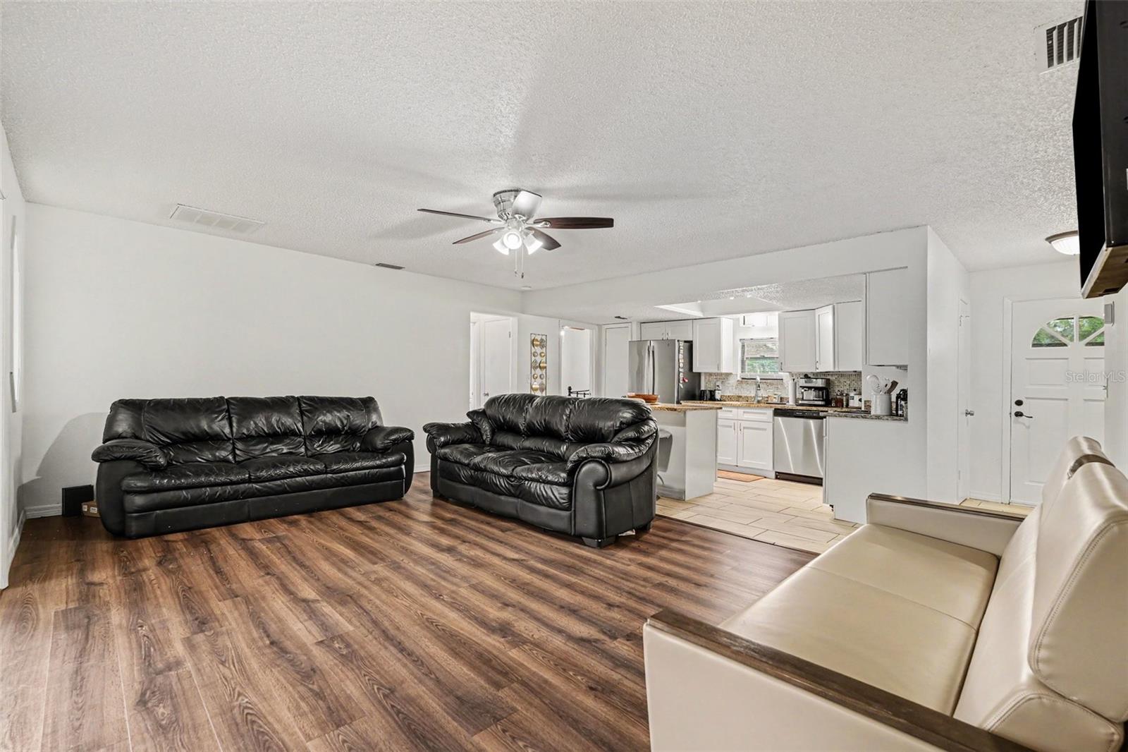 SPRING HILL - Residential