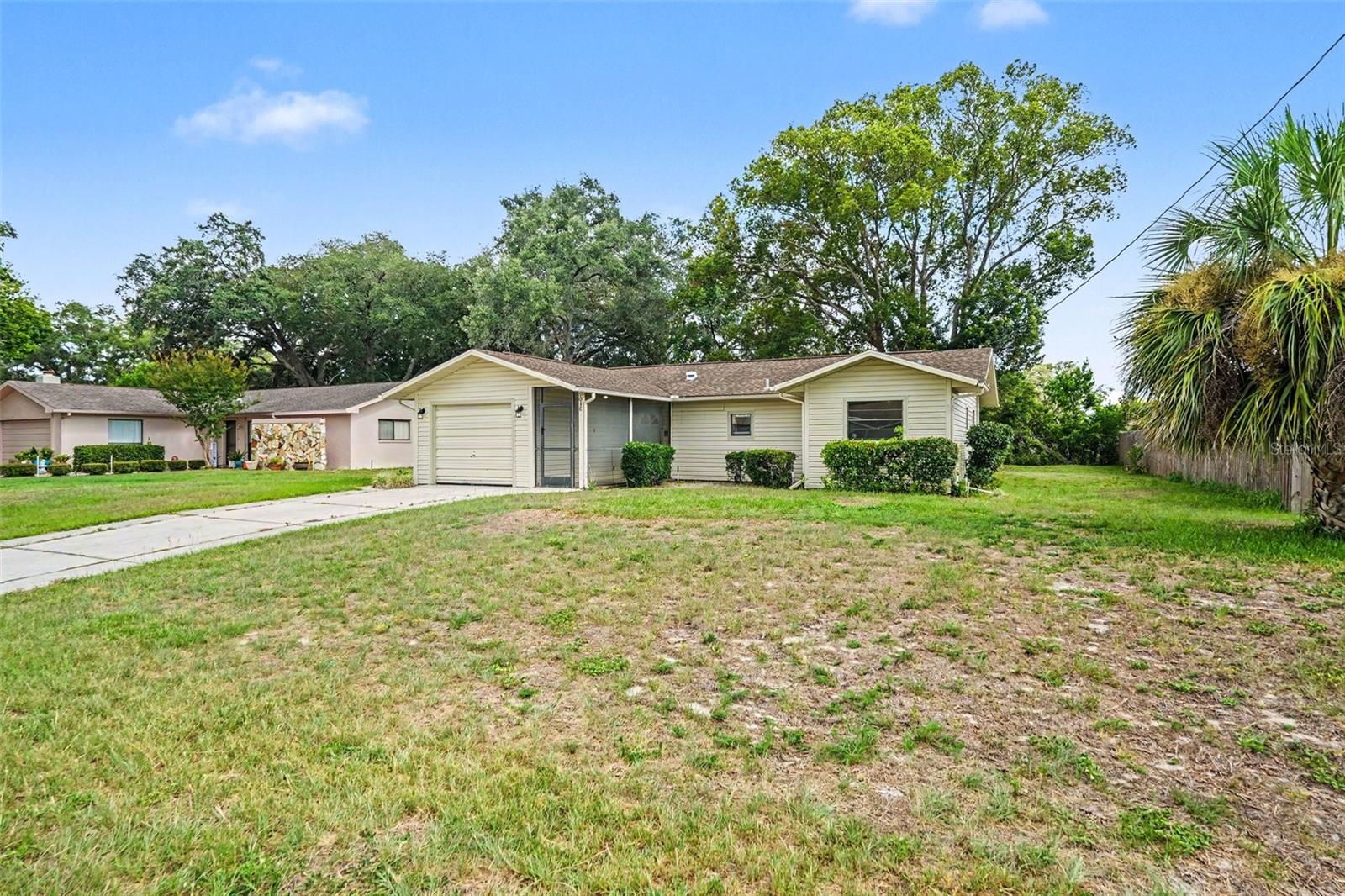 SPRING HILL - Residential