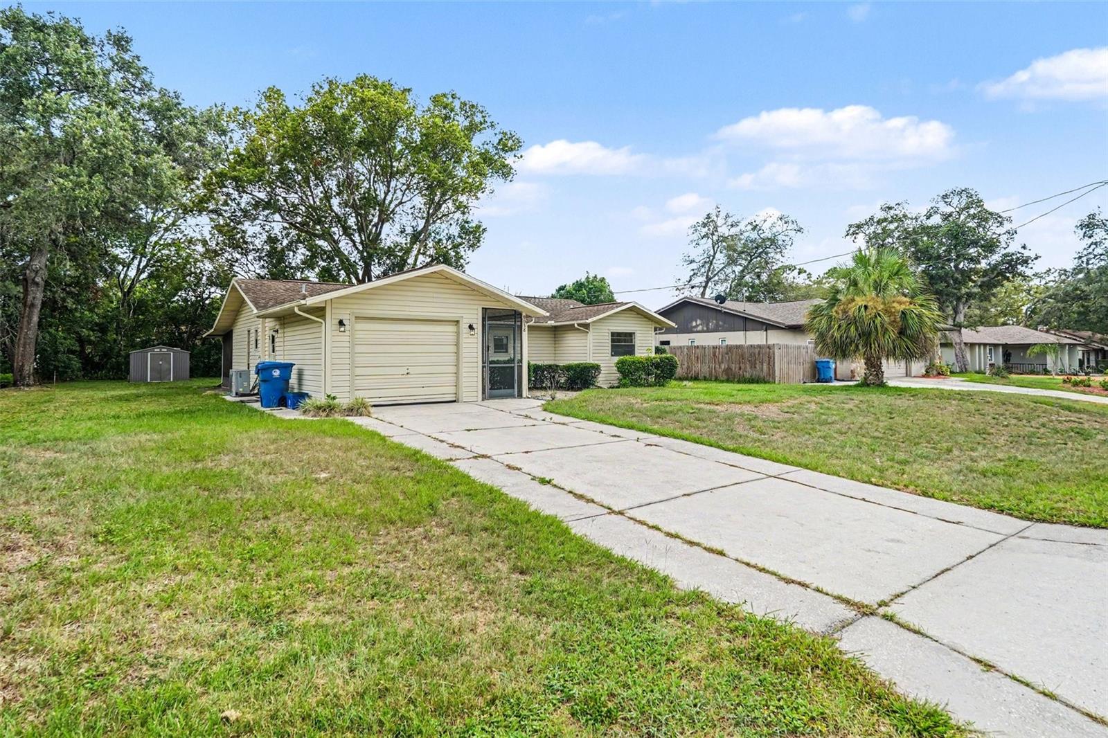 SPRING HILL - Residential