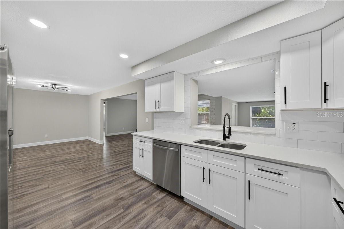 WINDSOR PARK - Residential