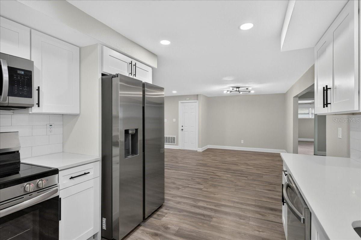 WINDSOR PARK - Residential