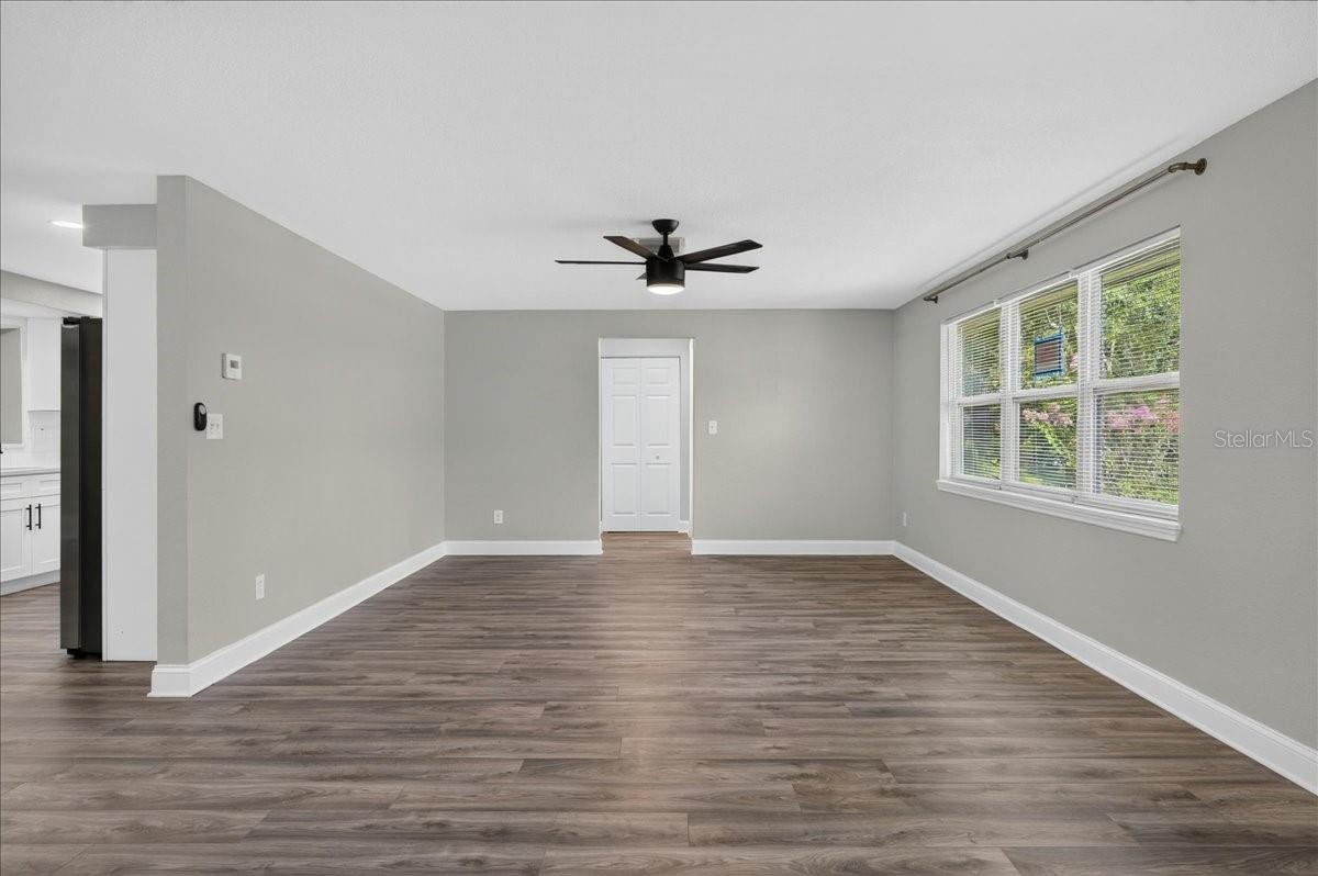 WINDSOR PARK - Residential