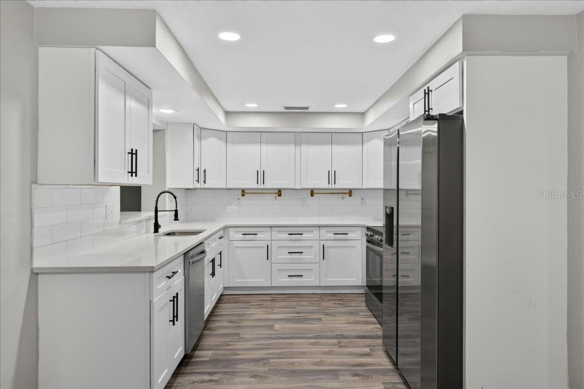 WINDSOR PARK - Residential