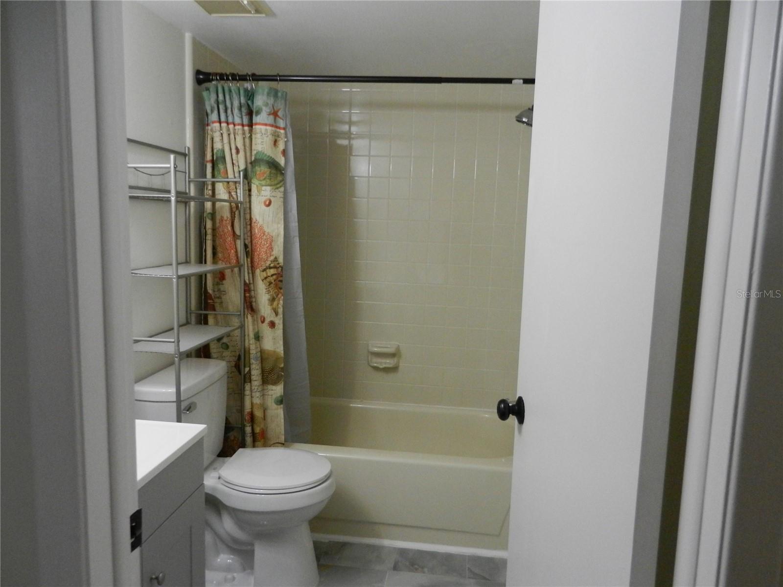 NORTH OAKS CONDO III - Residential