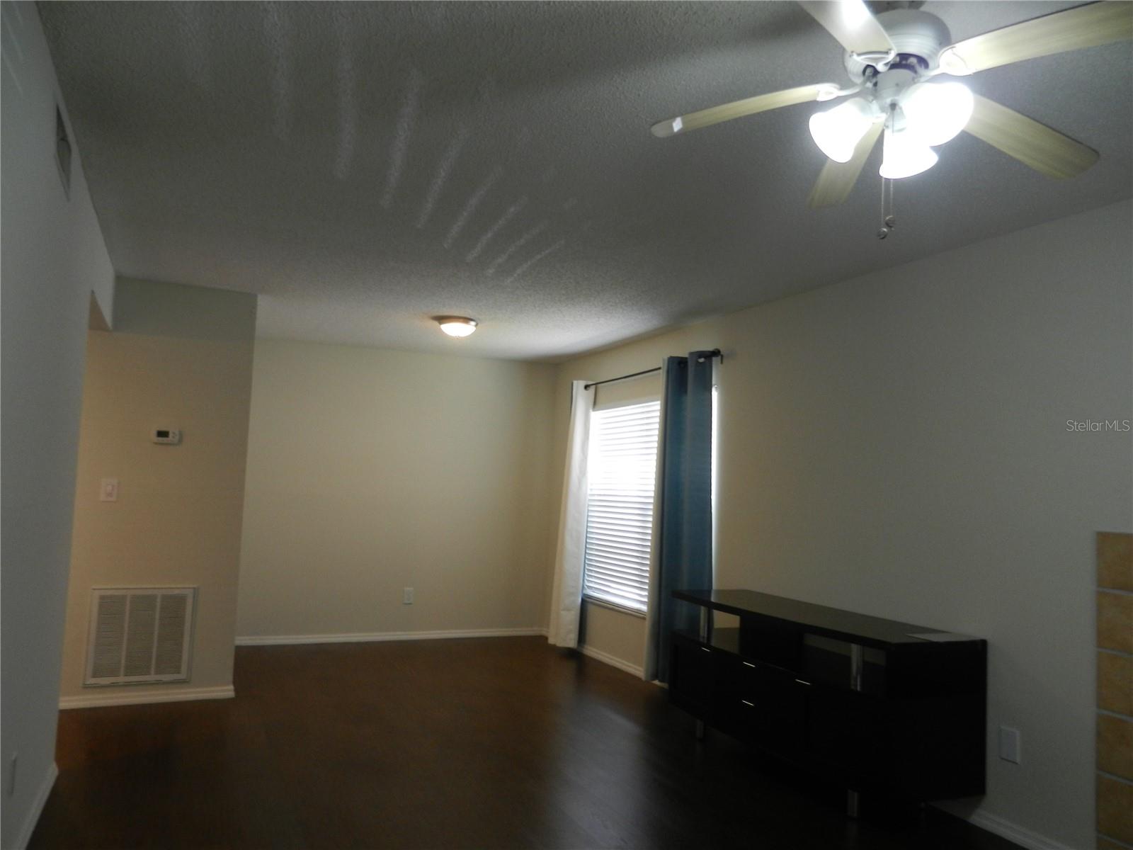 NORTH OAKS CONDO III - Residential
