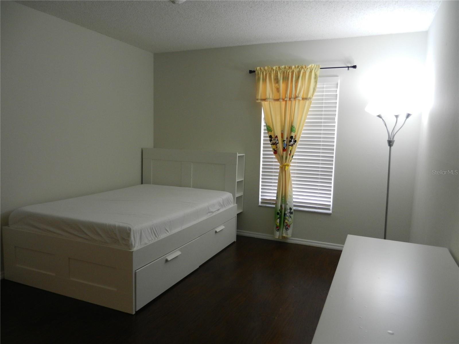NORTH OAKS CONDO III - Residential
