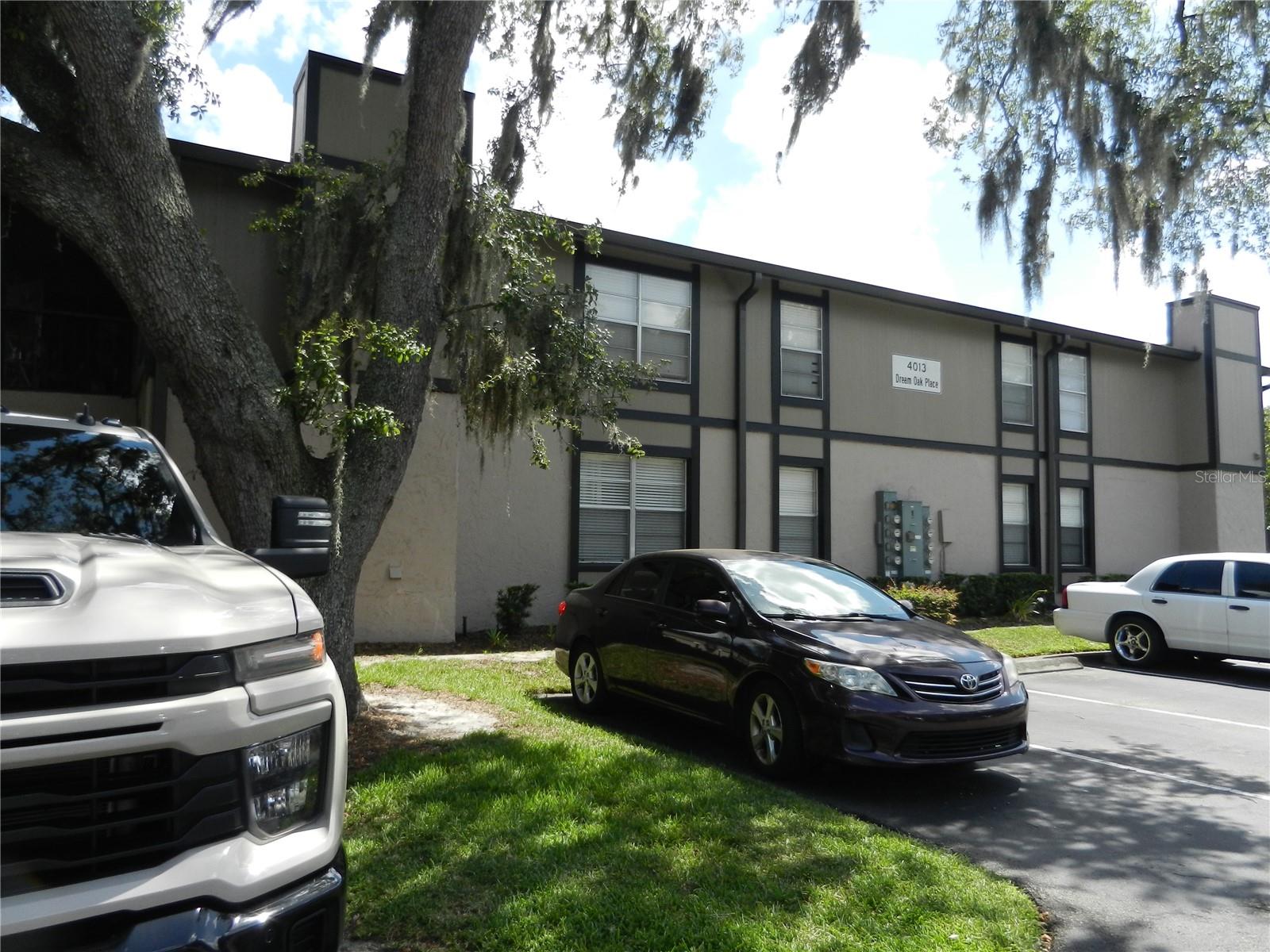NORTH OAKS CONDO III - Residential