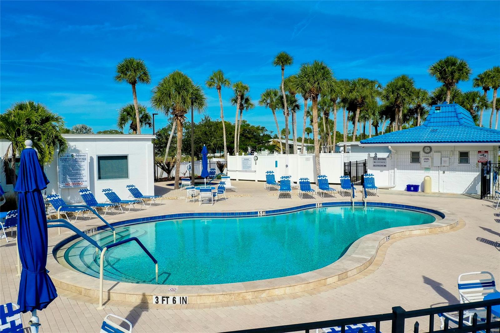 VENICE ISLE - Residential
