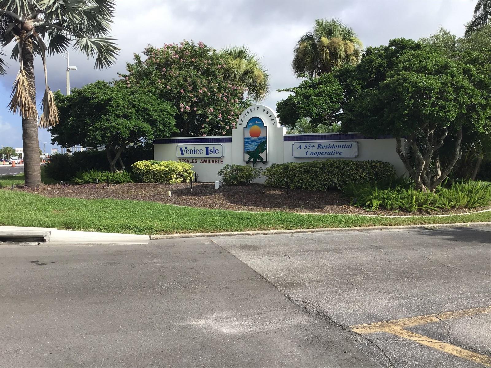 VENICE ISLE - Residential