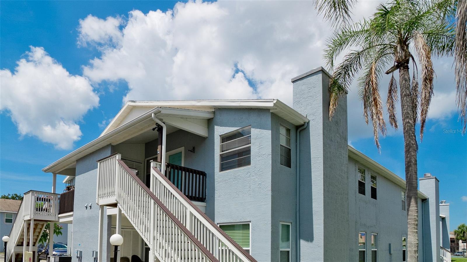MIRROR LAKE CONDO SEC 4 - Residential