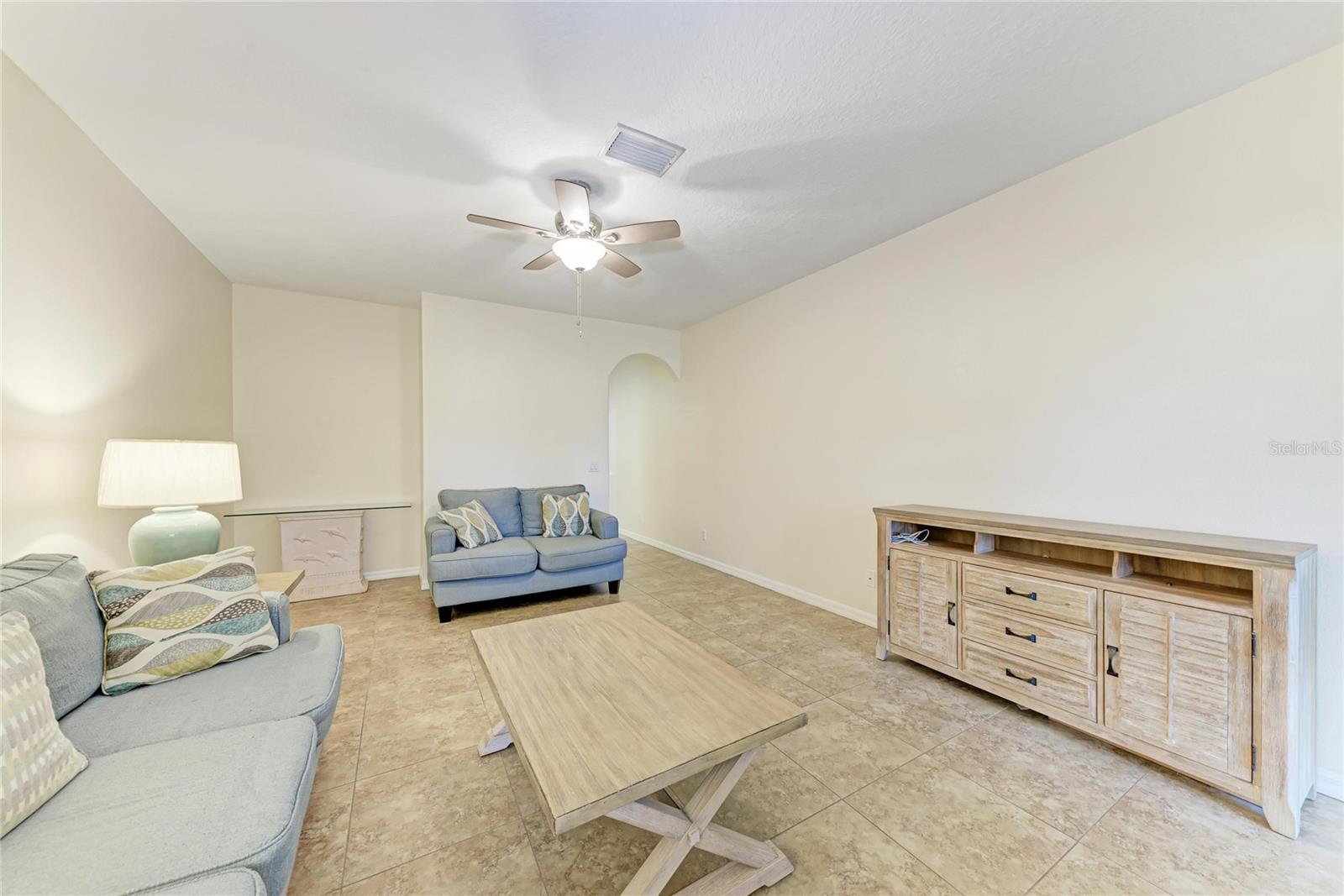 THE TWNHMS AT LIGHTHOUSE COVE IV - Residential