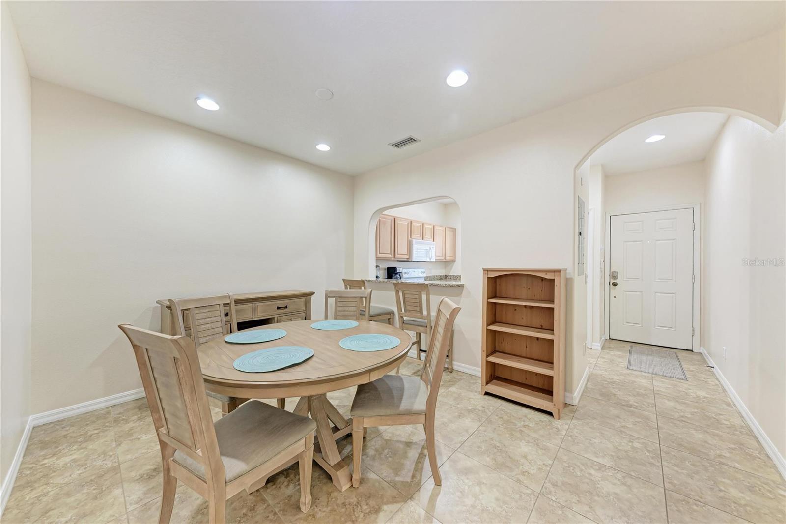 THE TWNHMS AT LIGHTHOUSE COVE IV - Residential