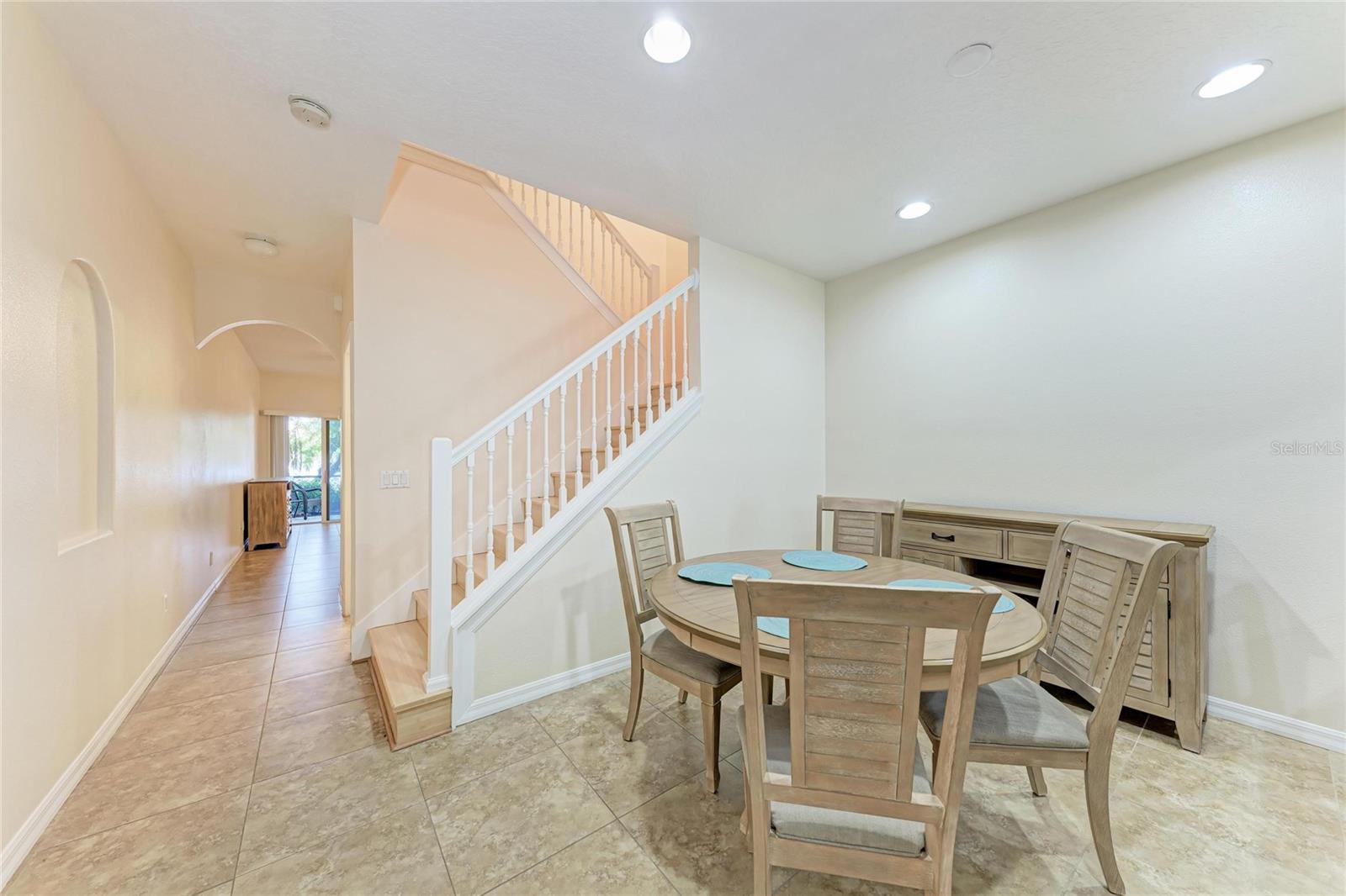 THE TWNHMS AT LIGHTHOUSE COVE IV - Residential