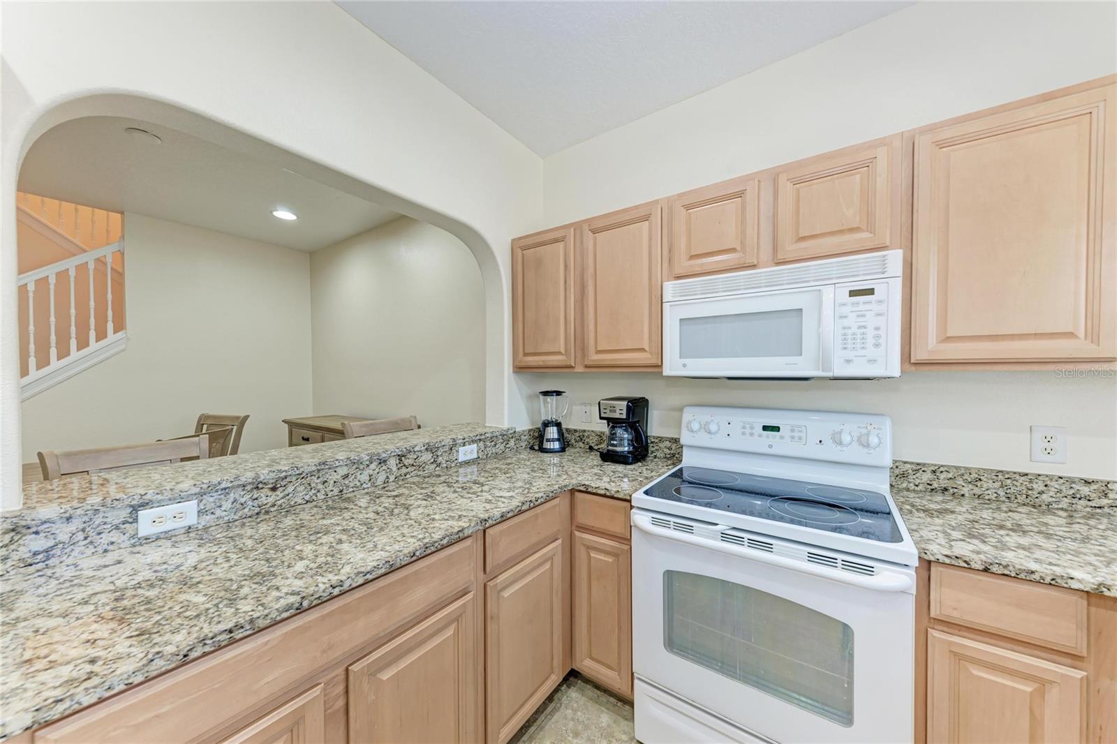 THE TWNHMS AT LIGHTHOUSE COVE IV - Residential
