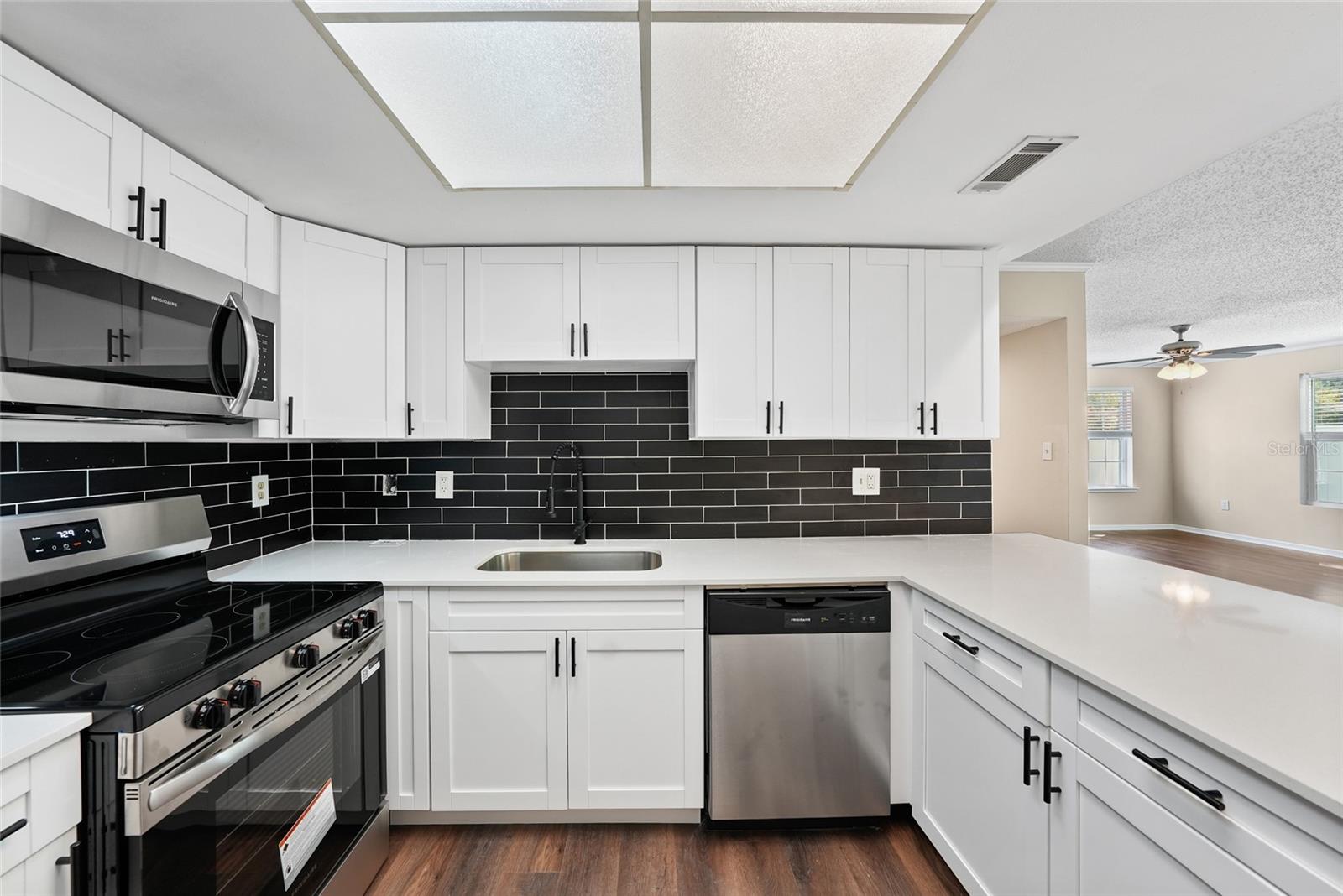 SAVANNAH TRACE I A CONDOMIN - Residential