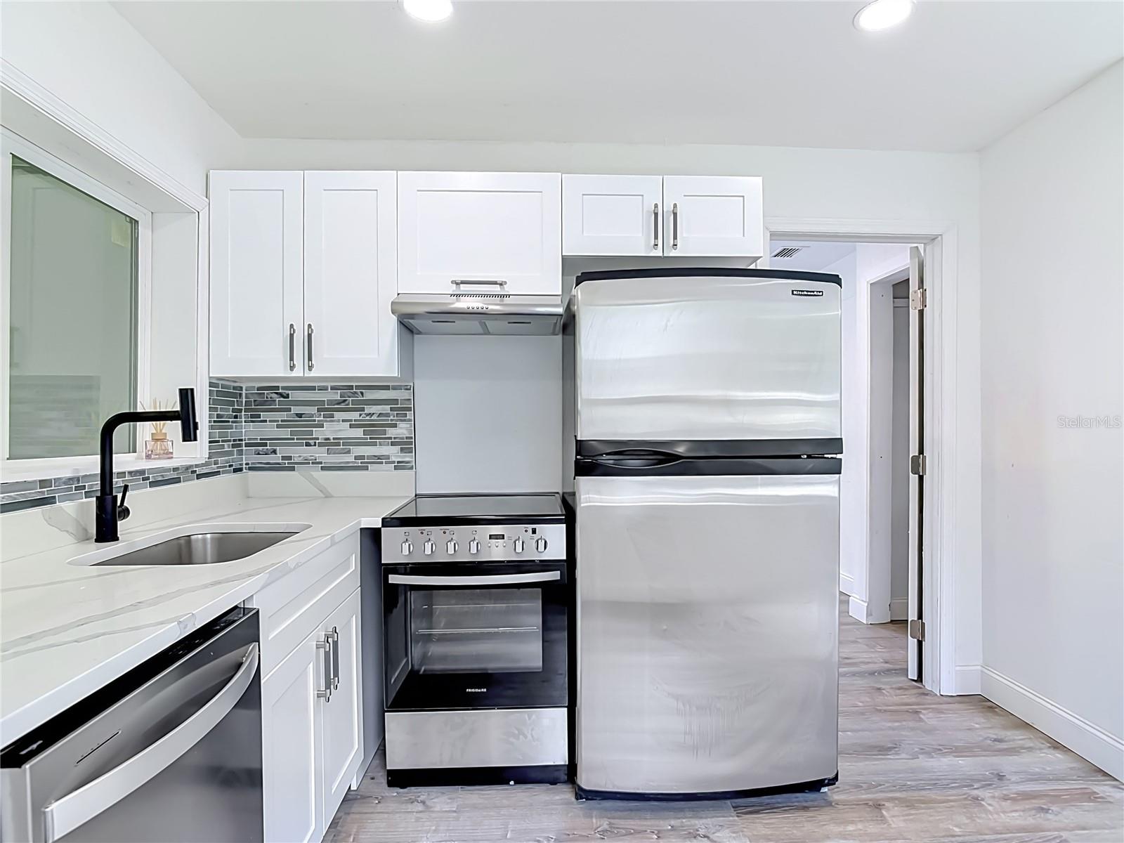 WEST END DAYTONA - Residential Lease