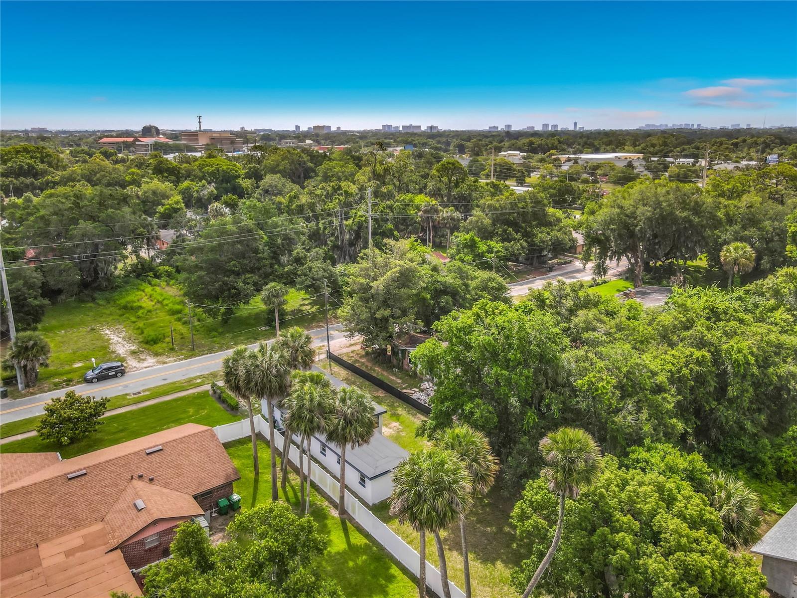 WEST END DAYTONA - Residential Lease