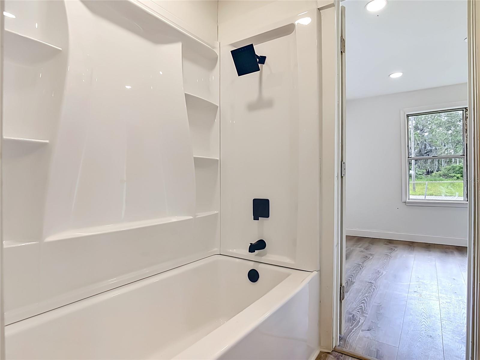 WEST END DAYTONA - Residential Lease