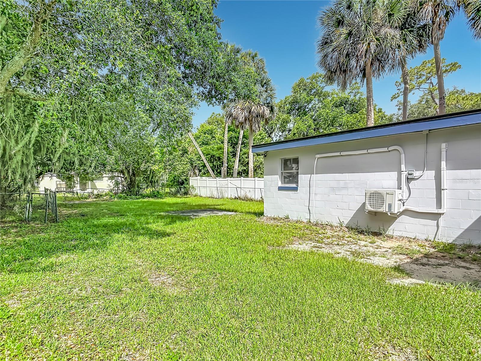 WEST END DAYTONA - Residential Lease