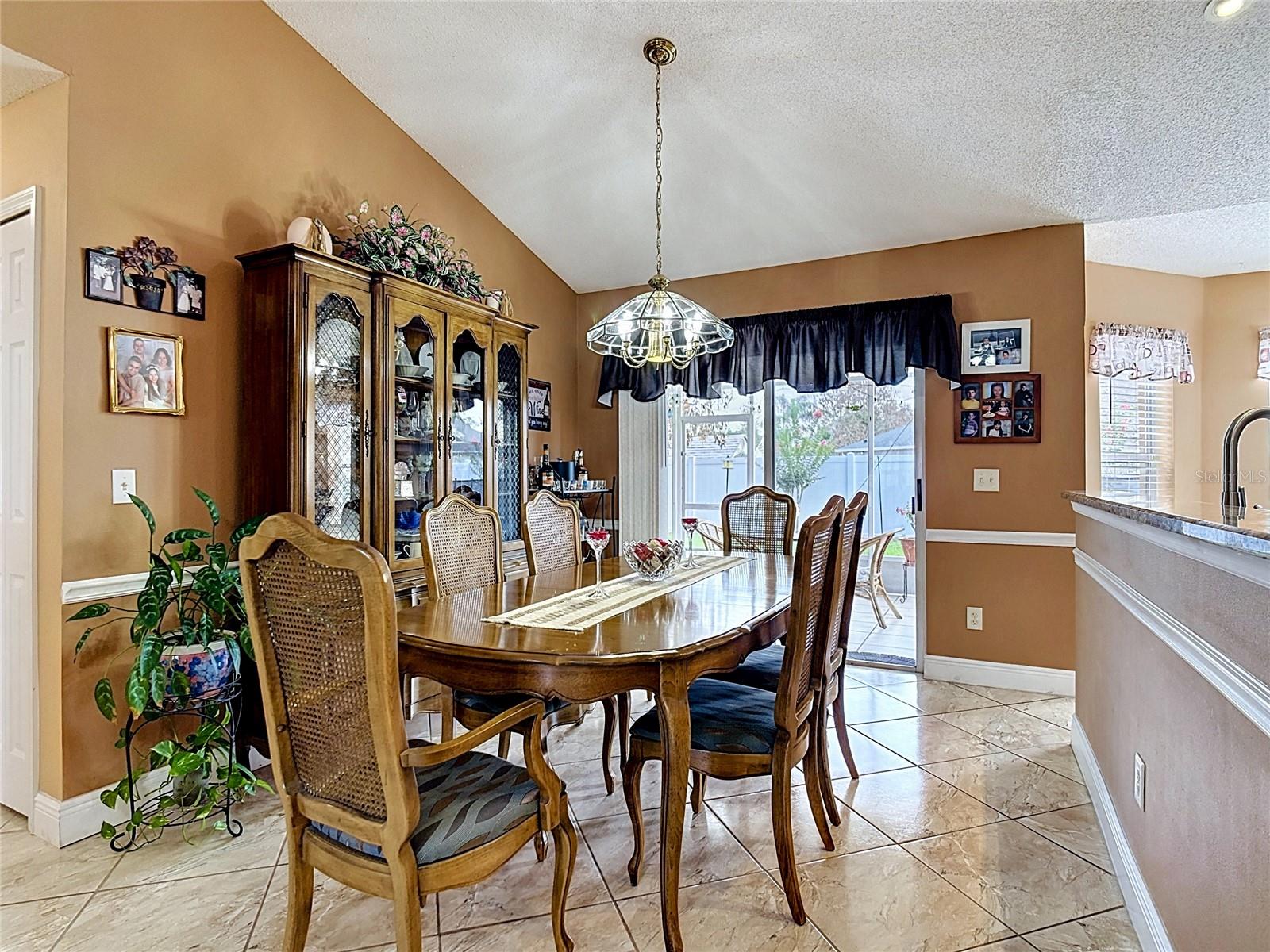 PEBBLE POINTE UNIT 2 - Residential