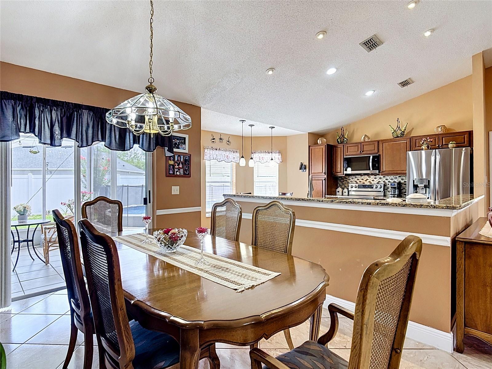 PEBBLE POINTE UNIT 2 - Residential