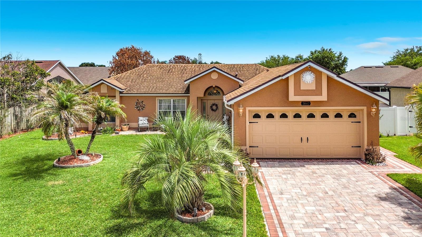 PEBBLE POINTE UNIT 2 - Residential