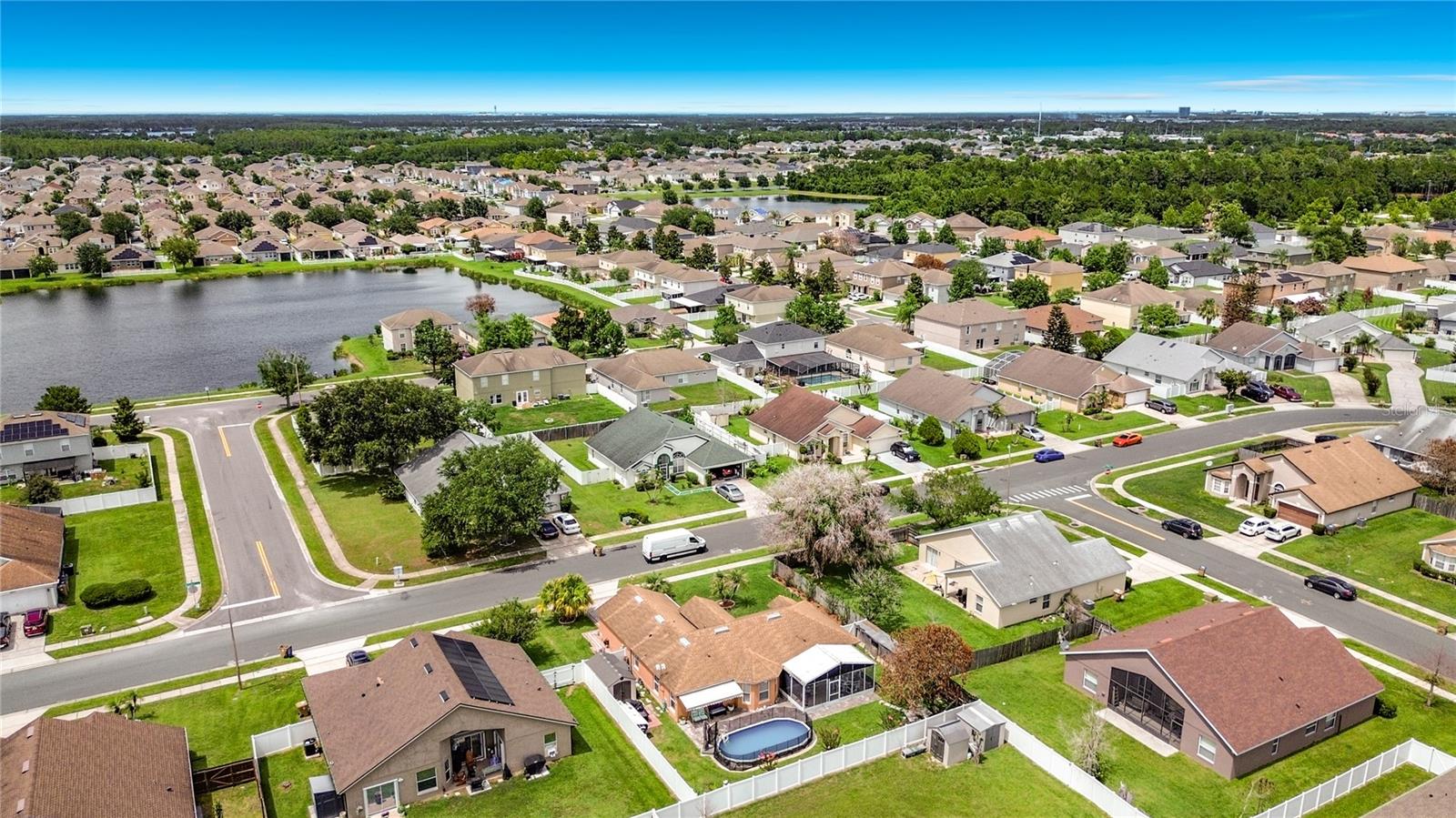 PEBBLE POINTE UNIT 2 - Residential