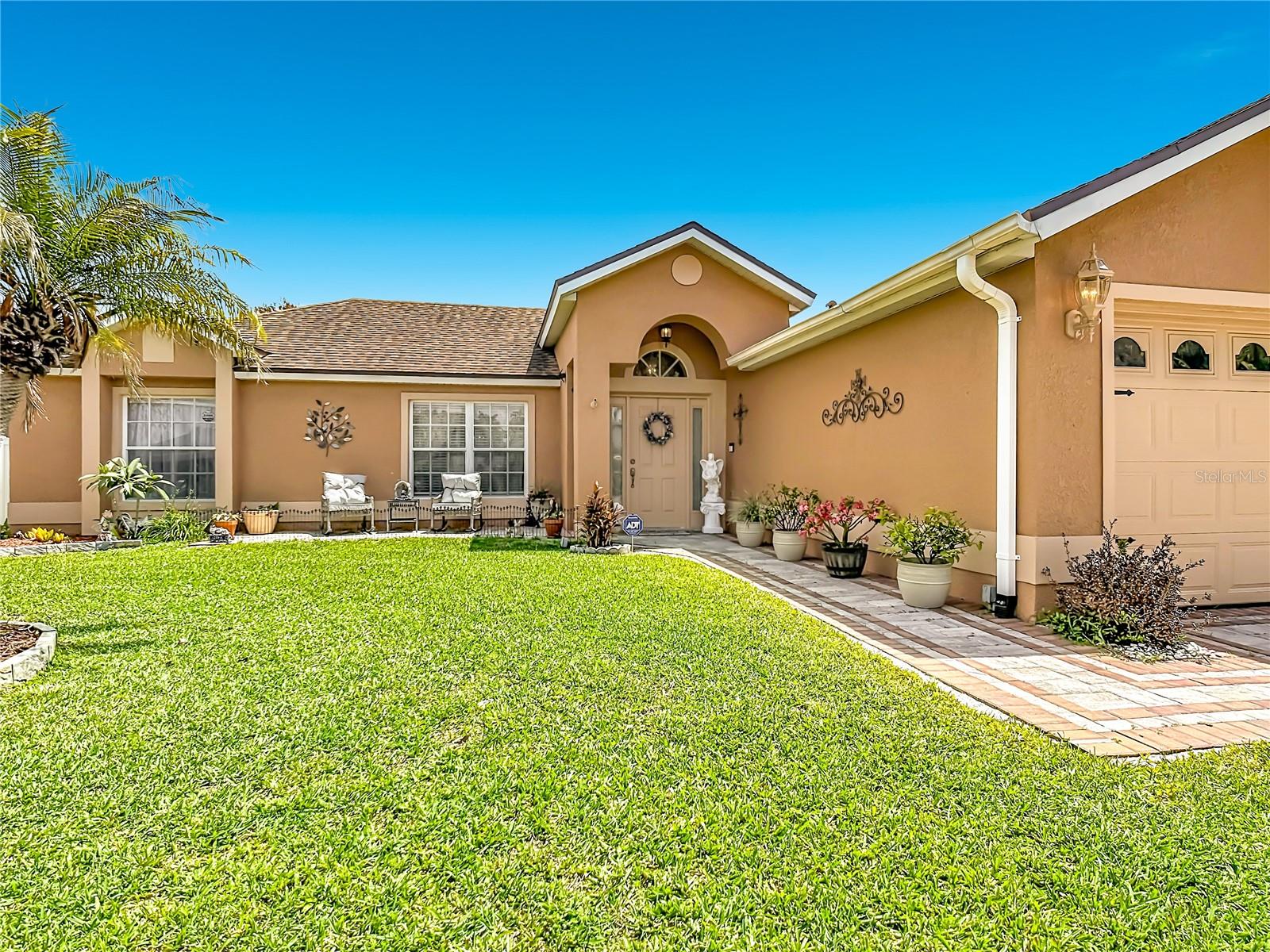 PEBBLE POINTE UNIT 2 - Residential